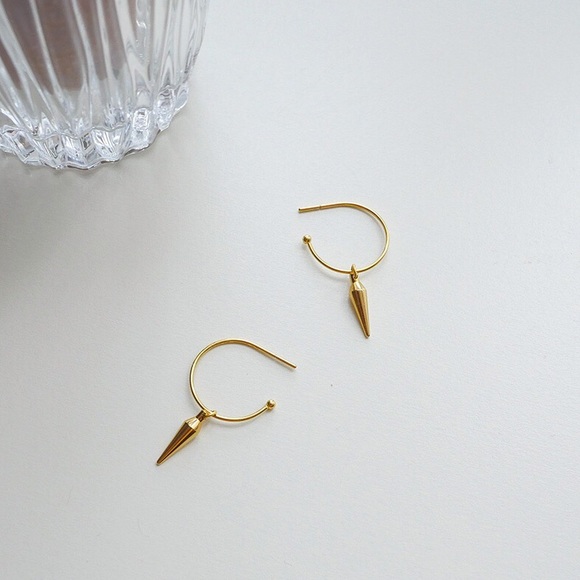 New! Gold Plated Mini Spike Charm Earrings - Picture 2 of 4
